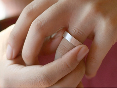 «Μου ’φαγες όλα τα… δαχτυλίδια»